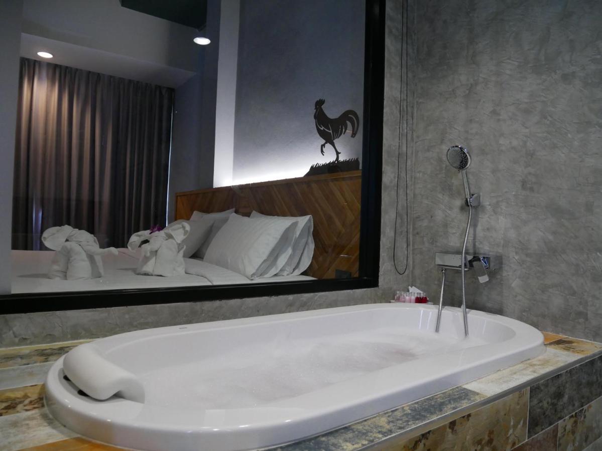 Ou Hotel Phitsanulok Zewnętrze zdjęcie